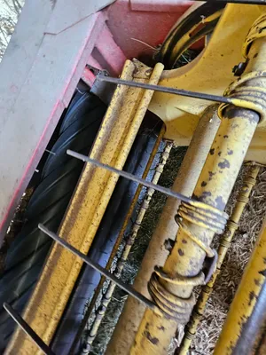 NEW HOLLAND 1465 Harvesting Equipment | Iron Listing (12)