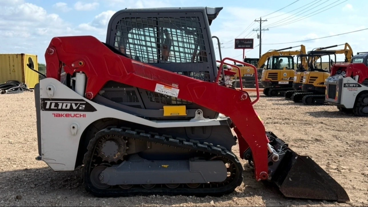 USED 2026 Takeuchi TL10V2
