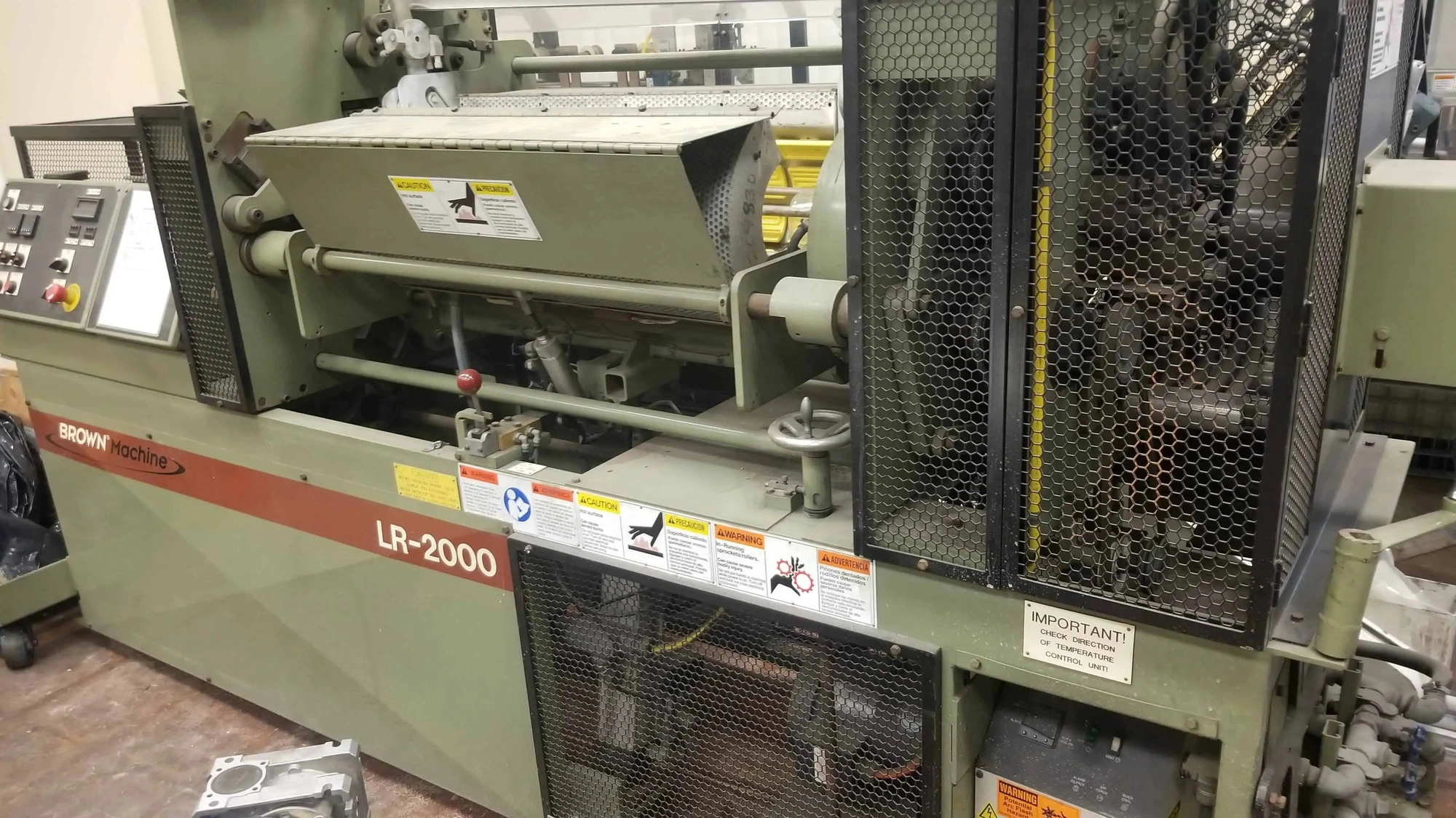 USED 2007 BROWN  ,   SOLO CUPS LR-2000S
