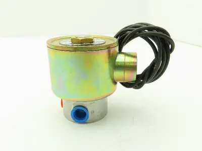 Honeywell Skinner V5L26985 Solenoid Valve 3-Way 120VDC 850 PSI 1/4" NPT NO