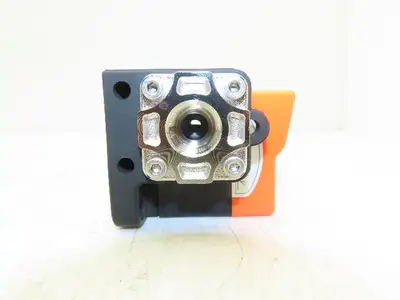 Regal Joint FS-310AR Flow Meter Sensor 24VDC 1/2" NPT Type FS-3