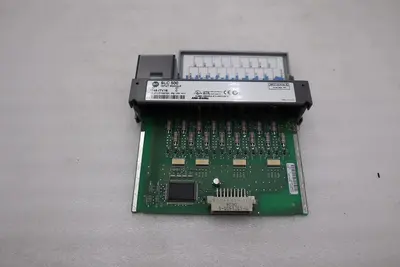New Open Box  ALLEN BRADLEY 1746-ITV16 SER C SLC 500 16 point Input Module H533A
