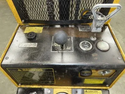 Used BIG JOE _UNKNOWN_ Pallet Lifters Indiana US | Arrow Industrial #617341