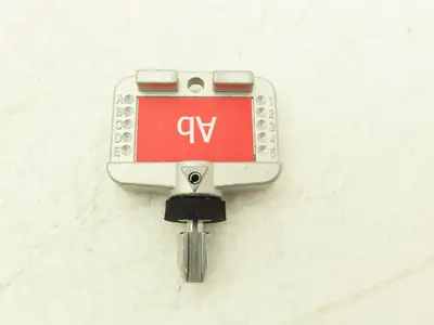 Allen Bradley 440T-AKEYE10AB Guardmaster Trapped Key Interlock Key Ab