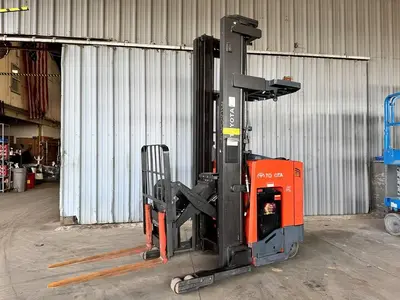 USED 2015 TOYOTA 9BRU23