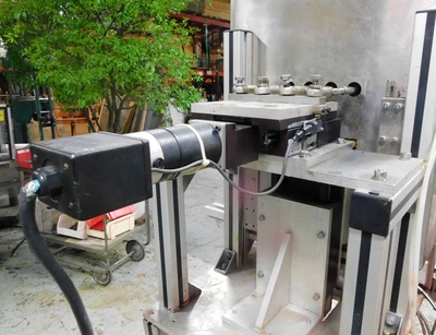 USED FOUR PISTON  HEATED HOT POUR FILLER 4 PISTON HOT POUR