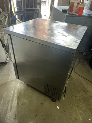 174-0231 True TUC-27 27" Self Contained Undercounter Cooler