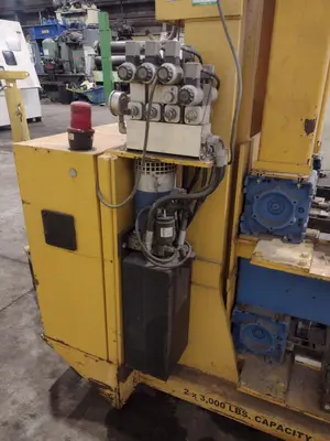 USED GREEN VALLEY \/ TITAN 2332