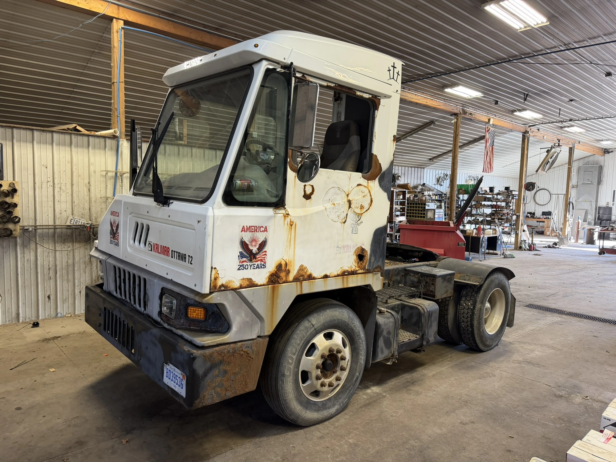 Used 2016 KALMAR OTTAWA T2 Tow Tractors Michigan US | Miedema Asset Management Group #1709460