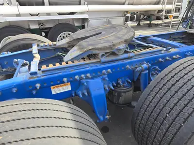 USED 2016 FREIGHTLINER CASCADIA 125