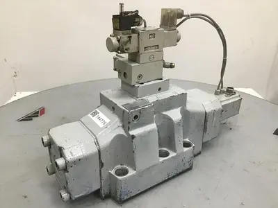 USED REXROTH 4WRKE35W2-1000-21/6A24EZ9/D3MR