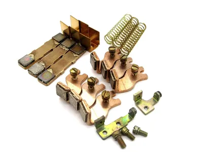NEW GENERAL ELECTRIC 101X112 CONTACT KIT SIZE 2