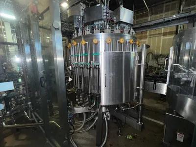 USED KOSME Glass Carbonated Bottling Line