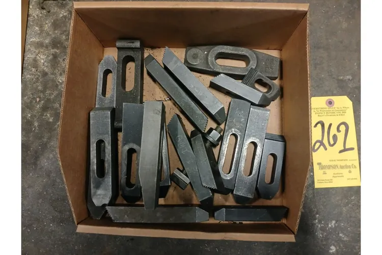 Used _UNKNOWN_ _UNKNOWN_ Clamps Ohio US | Thompson Auctioneers #1554034