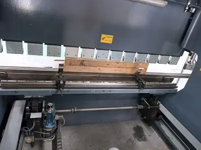 Used 2013 JMT AD-R 2500 (8FT/100T) Press Brakes Illinois US | Machinery Marketing International #1369345