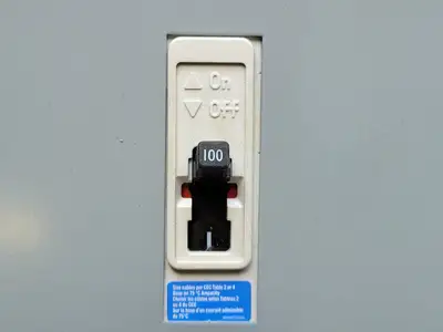P1RB3C2-30ED100 Panelboard Interior 100A, 240V, 30-Circuit w/ Main Breaker