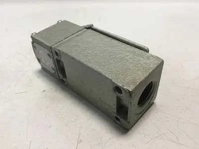 USED TELEMECANIQUE C2JK05