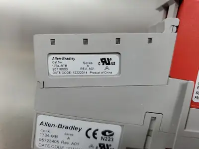 USED Allen-Bradley 1734-OB8S/B Safety Source Output Module w/1734-MB Base