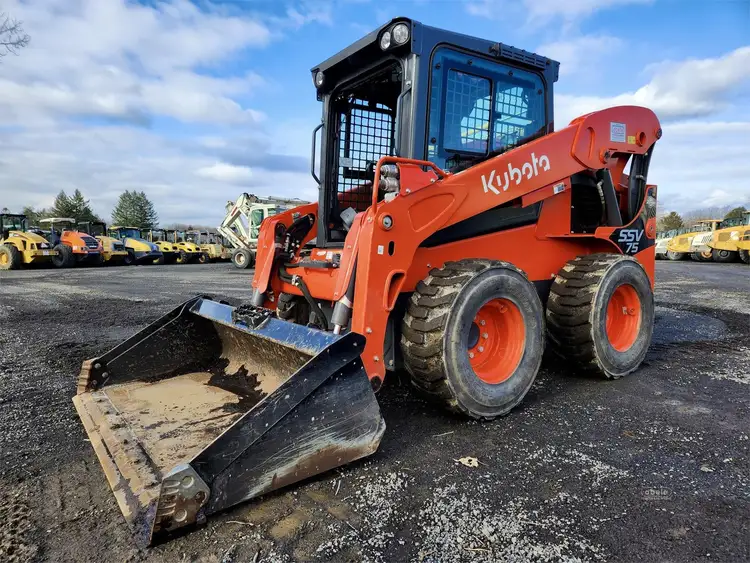 Used 2022 KUBOTA SSV75 Skid Steer Loaders New York US | Abele Tractor #1343018