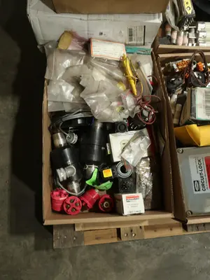 5 PALLETS OF ASSORTED ELECTRICAL AND COMPONENTS