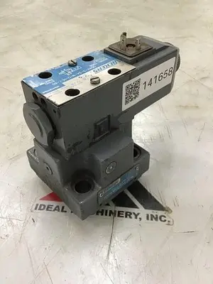 USED VICKERS DG4V-3-2A-M-U-HL7-60