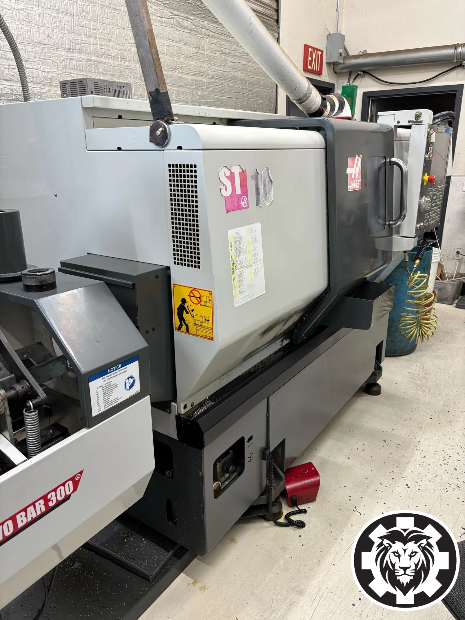 Haas ST-10 CNC Lathe, 2012 - Bar Feeder, Parts Catcher