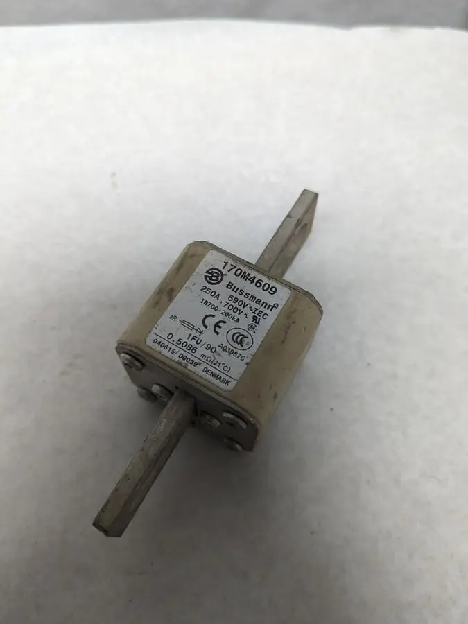 USED BUSSMANN 170M4609