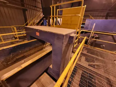 Infeed Log Conveyor for Chipper