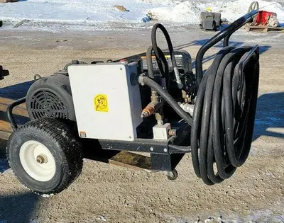 USED 2011 MI-T-M CW-3005-0ME3