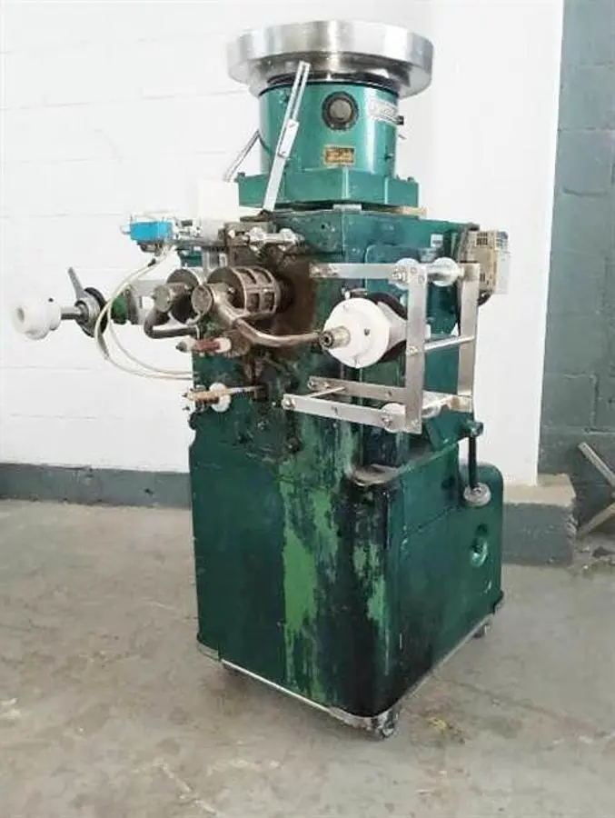 Hassia model DE/B Strip Packager