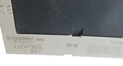 NEW SCHNEIDER ELECTRIC LC1D18BD CONTACTOR