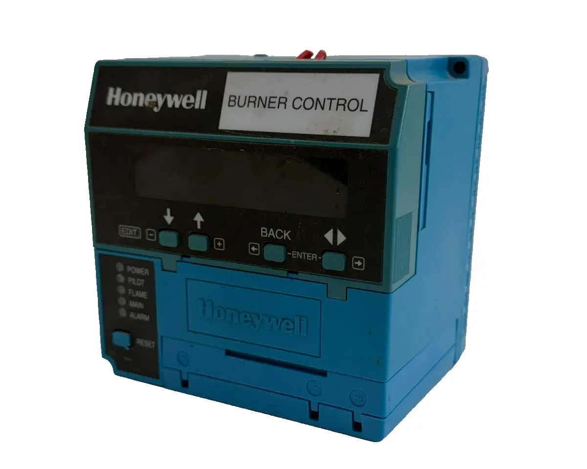 USED HONEYWELL RM7840 E 1016 BURNER CONTROL UNIT RM7840E1016