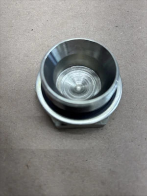 NEW McMaster-Carr 1 1/2 Drain Plug
