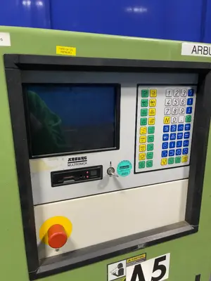 USED 1997 ARBURG 221 M 35075 U
