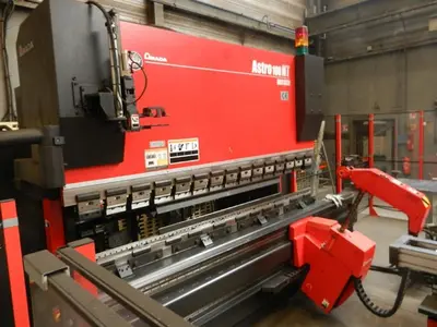 USED AMADA ASTRO 100T X 3220 CNC ROBOT BENDING CELL