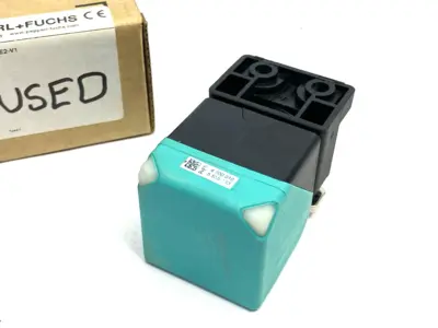 USED PEPPERL+FUCHS INDUCTIVE CUBE SENSOR, 4-LEDS, 187481