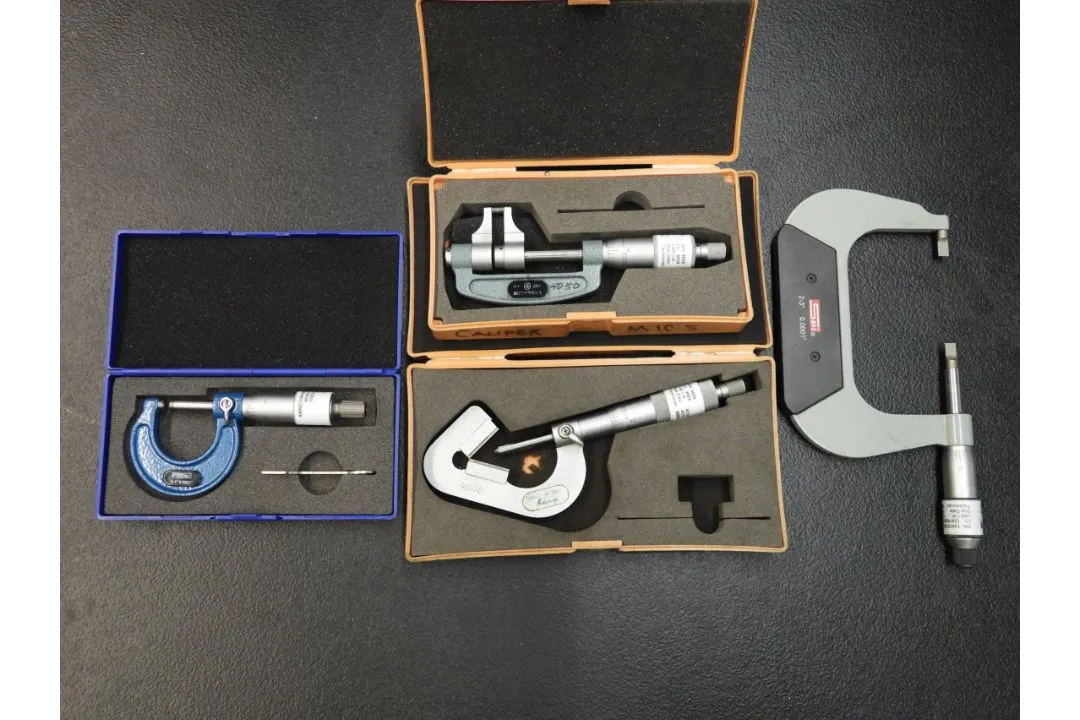 Used _UNKNOWN_ _UNKNOWN_ Micrometers Ohio US | Thompson Auctioneers #1516252