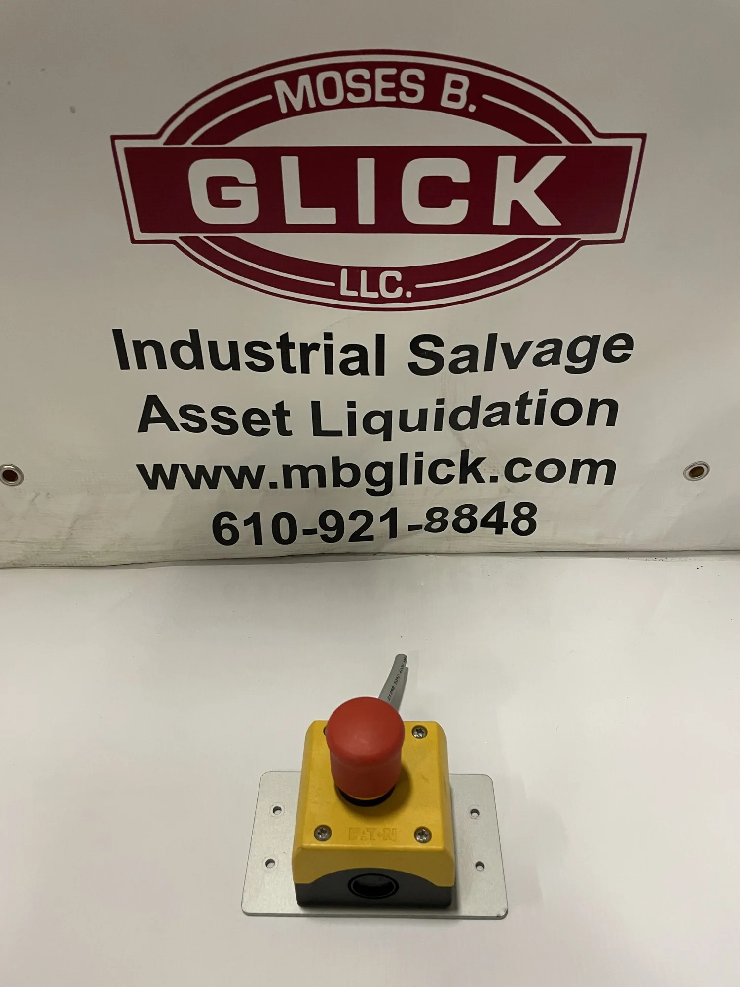 Eaton Emergency E-Stop Pushbutton