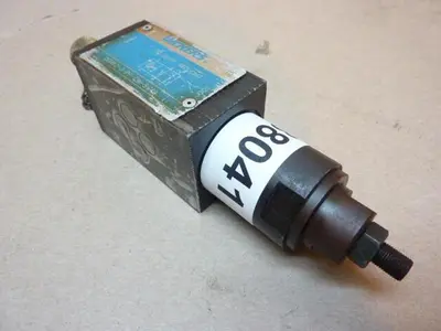 USED VICKERS DGMX2-3-PP-CW-S-40