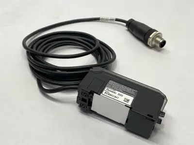 USED KEYENCE DIGITAL CMOS LASER SENSOR AMPLIFIER UNIT EXPANSION UNIT PNP