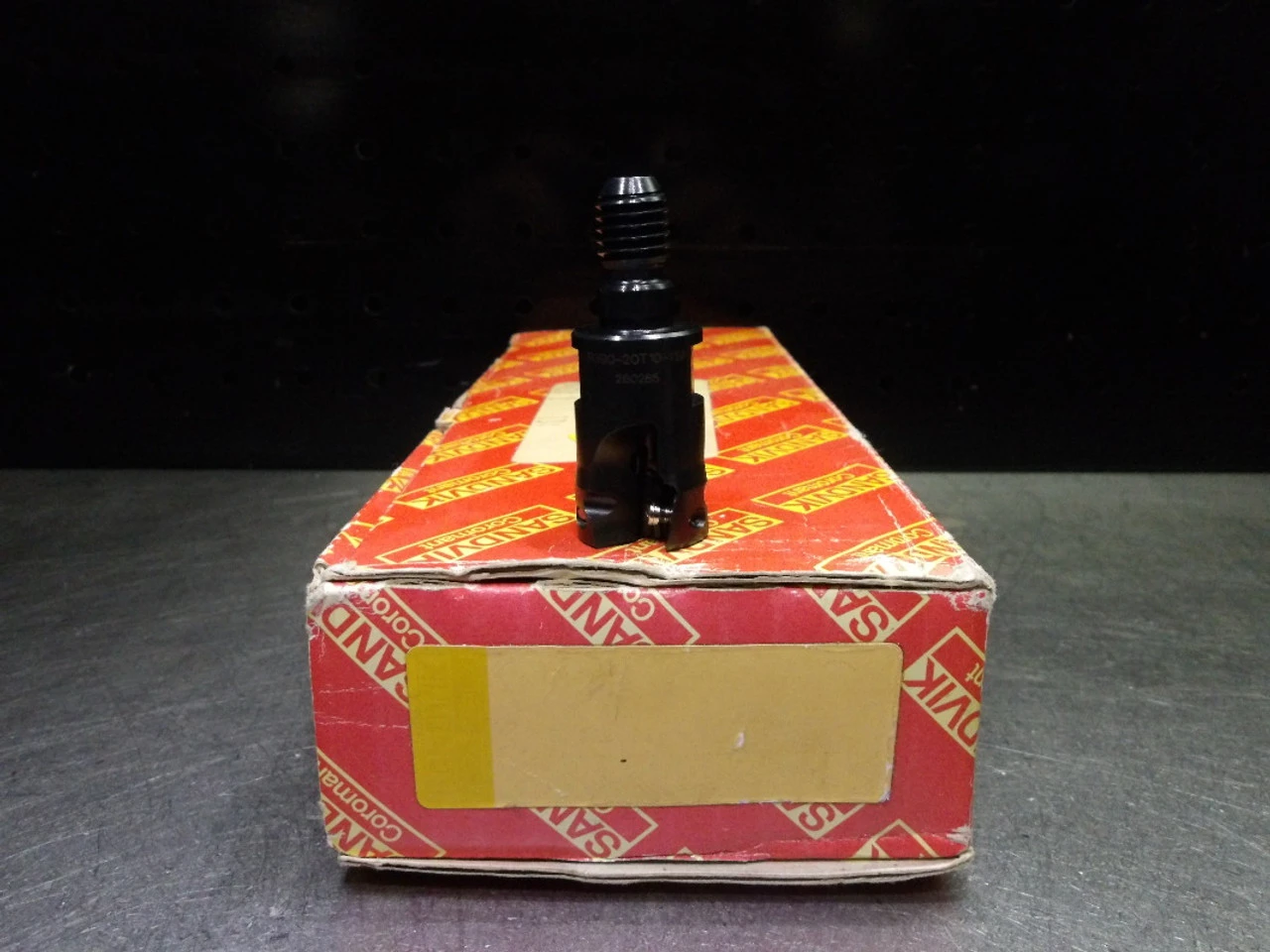Sandvik M10 20mm Coolant Thru Indexable Endmill Head R390-20T10-11M (LOC2343A)