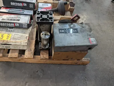 Used _UNKNOWN_ _UNKNOWN_ Bulk Merchandise / Pallets Texas US | IRS Auction #1320619