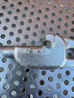 USED JAYGO M16-K - B8M QUICK RELEASE PRESSURE VESSEL  C - CLAMP