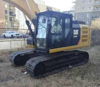 USED 2014 CATERPILLAR 320EL