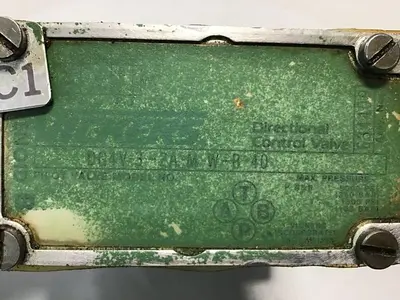 USED VICKERS DG4V-3-2A-M-W-B-40