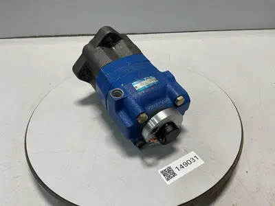 USED CHAR-LYNN / EATON 2TH08AS2S-E