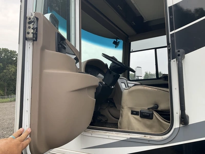 Used 2017 GEORGETOWN 369DS Campers, Caravans, Motorhomes Michigan US | Miedema Asset Management Group #1330163