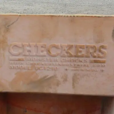 USED CHECKERS UC1210