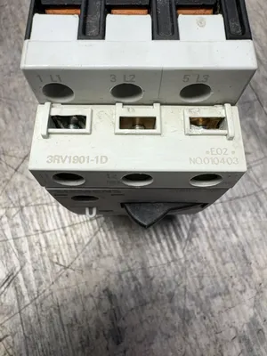 SIEMENS 3RV1011-1JA10 Electrical/PLC/Automation | ESS Industrial Equipment Sales (9)