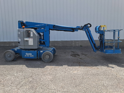 USED 2017 Genie Z-34/22N